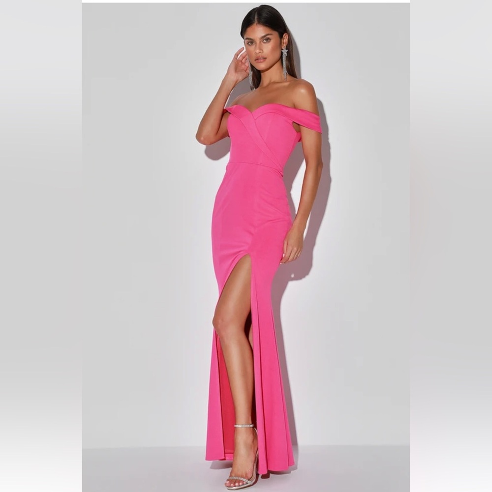 Lulu’s Hot Pink Off-the-Shoulder Formal floor length Dress. NWT. Size Large